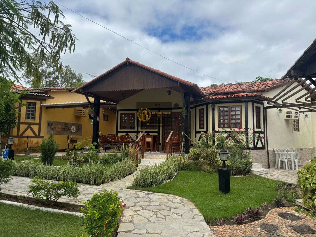 Casa de condomínio à venda, no Privê Maison Suisse, em Gravatá, Porta Florada, com 4 quartos, 240m² - Recife Prime Imóveis